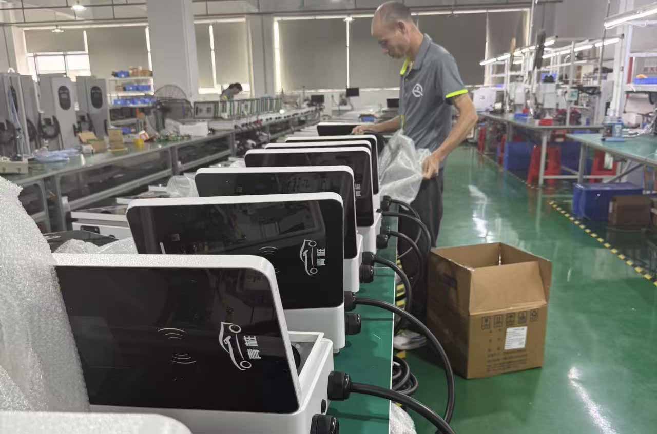 交流樁生產(chǎn)車(chē)間